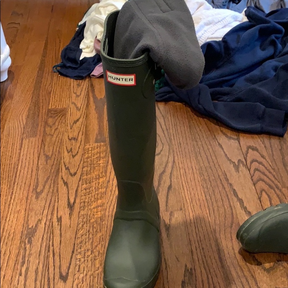 Tall hunter boots